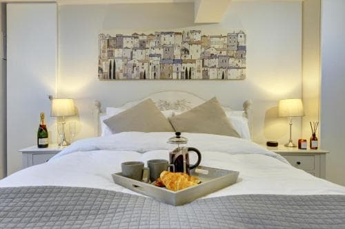Kist Accommodates - The Little Hideaway Image 1