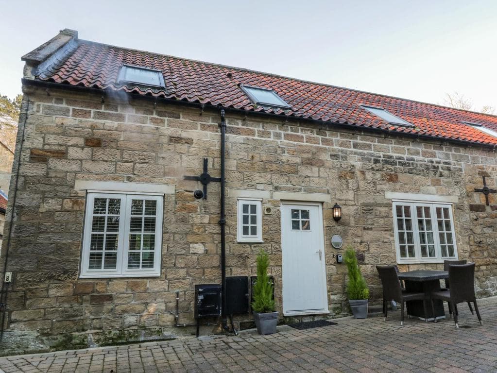 Clematis Cottage Image 1
