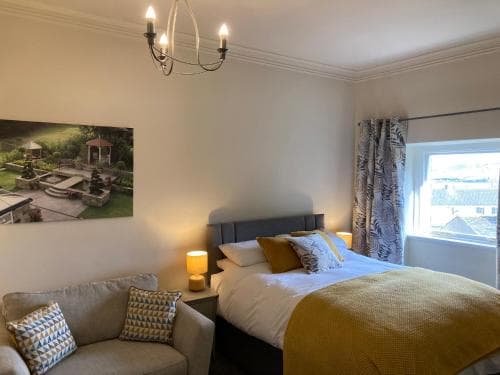Cononley Hall Bed & Breakfast Image 1