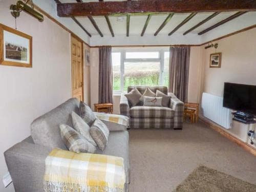 Chapel Cottage, Whitby Image 2