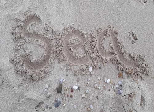 Sandy Feet Image 3