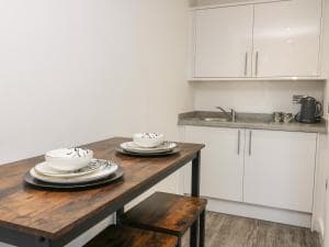 Chalet 2 Image 3