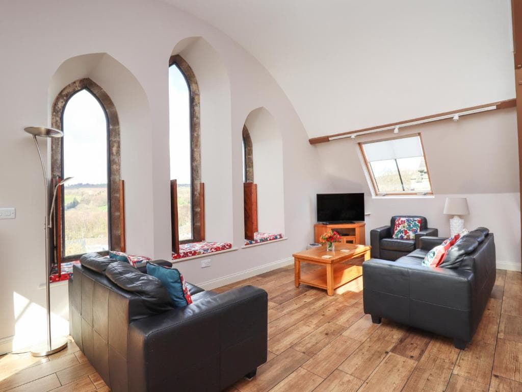Chapel-on-the-Hill Image 2