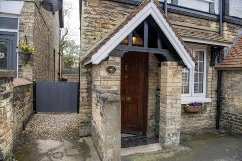 Gilly Cottage Image 1