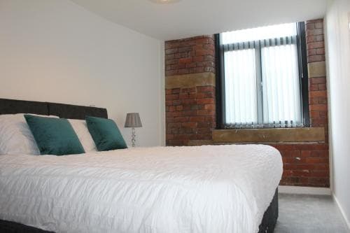 Luxury Serviced Apartments Image 1