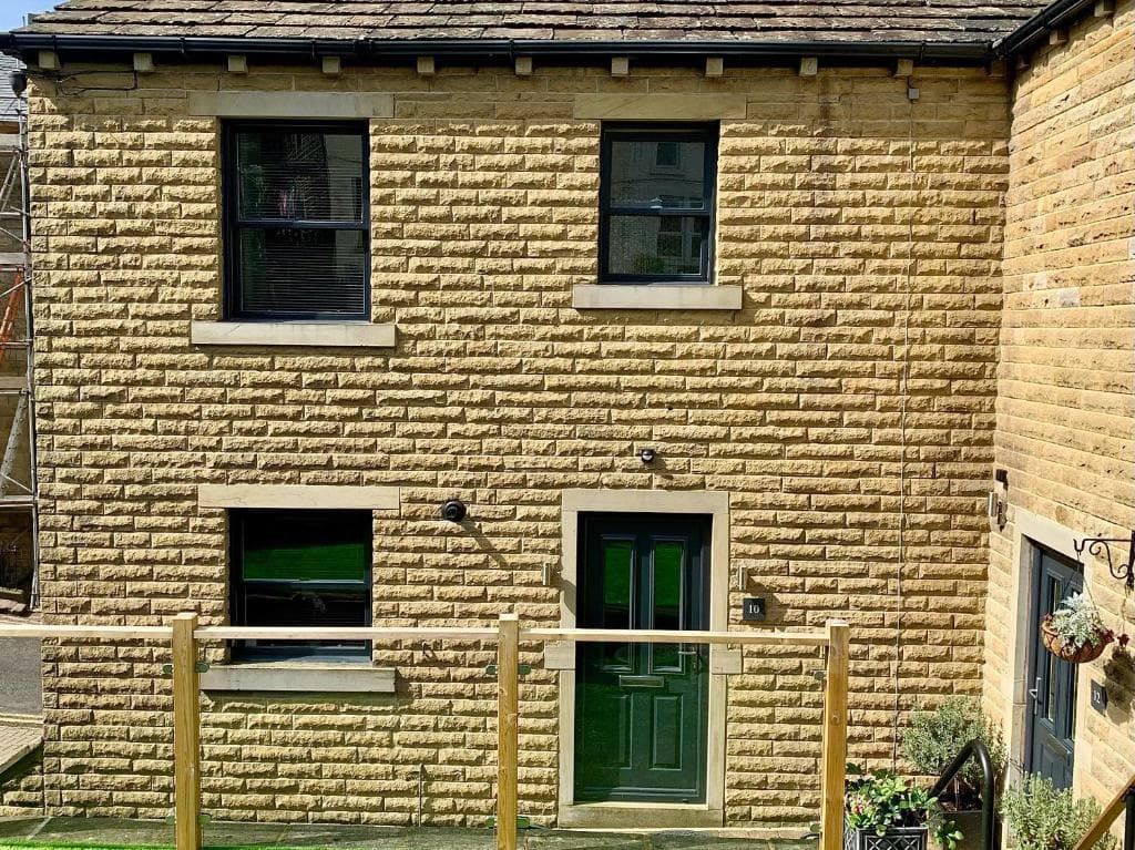 Victoria House Image 3