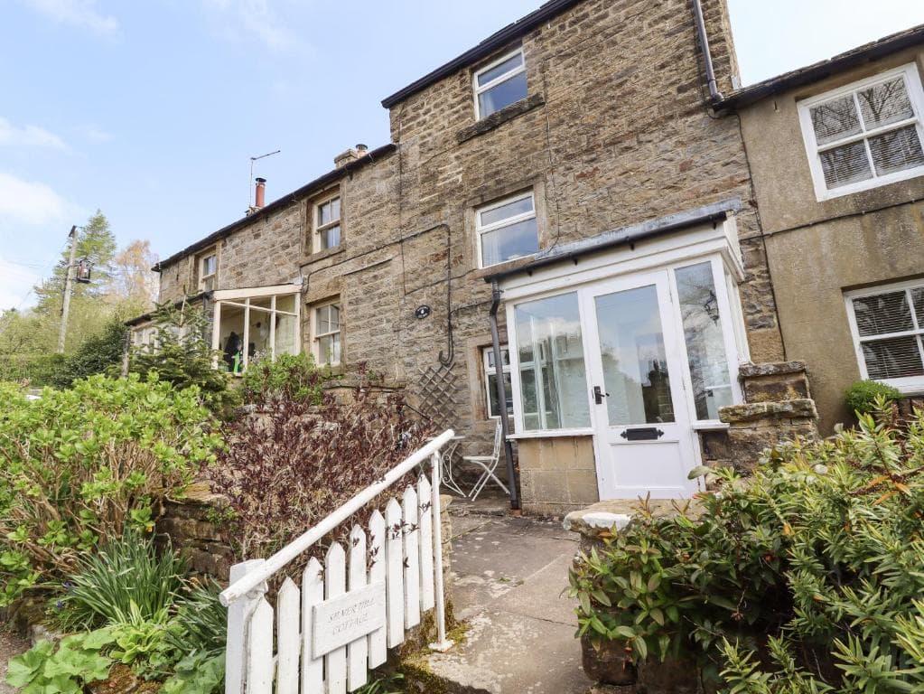 Silver Hill Cottage Image 1