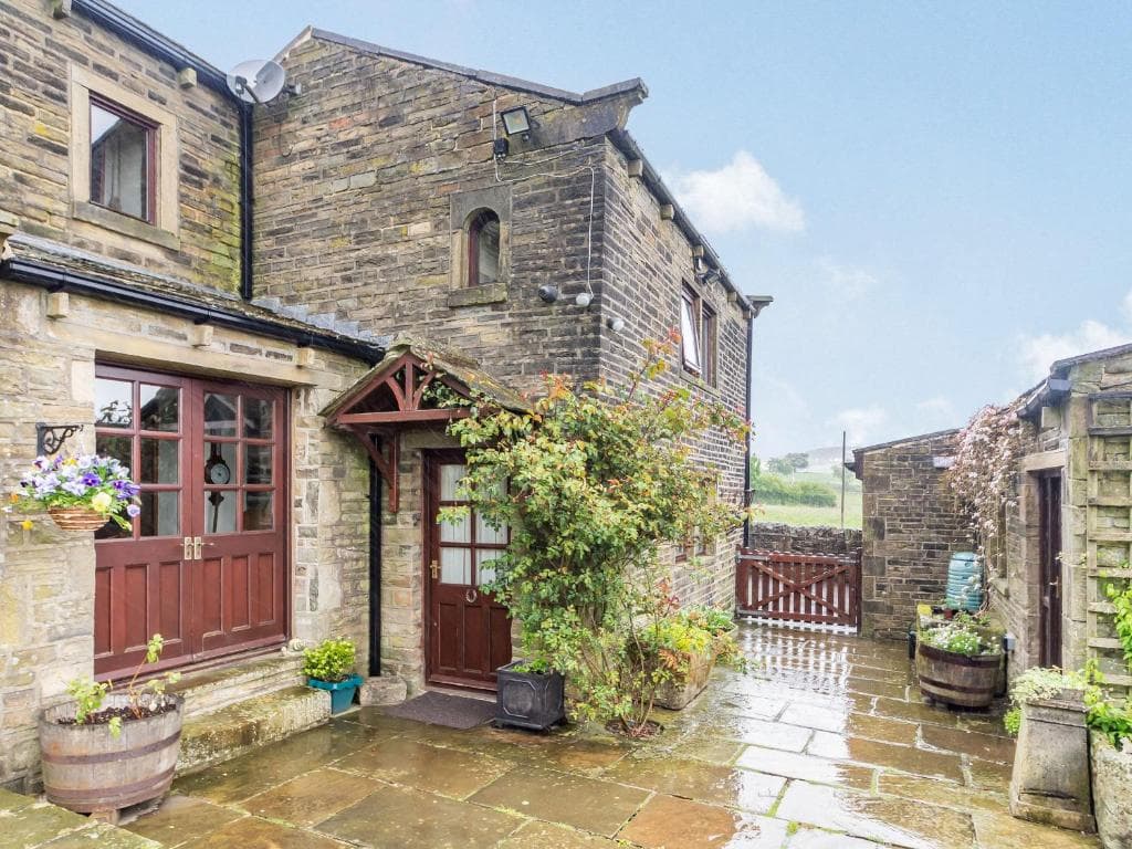 Green Clough Farm Image 1