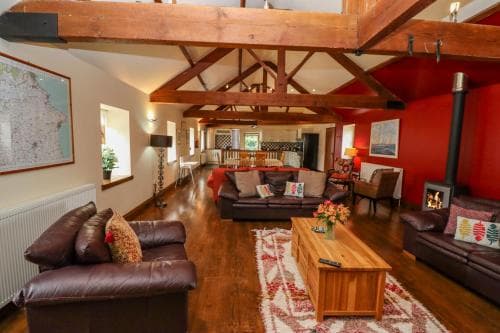 Cartwheels Cottage Image 3