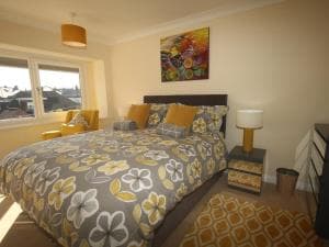 Sea Mews Image 2