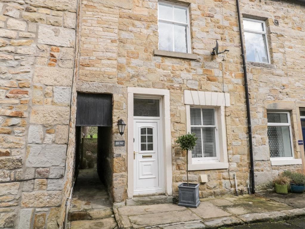 Ermysted's Cottage Image 1