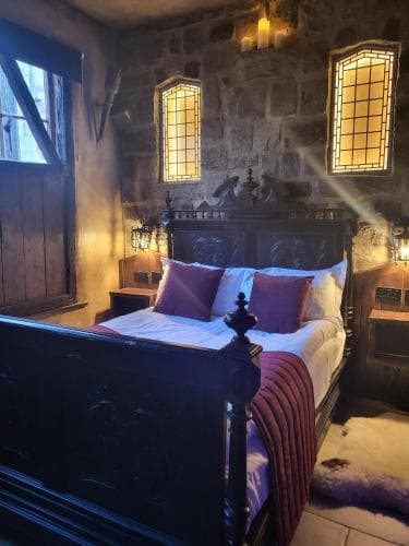 Hocus Pocus Tiny Hotel Image 1