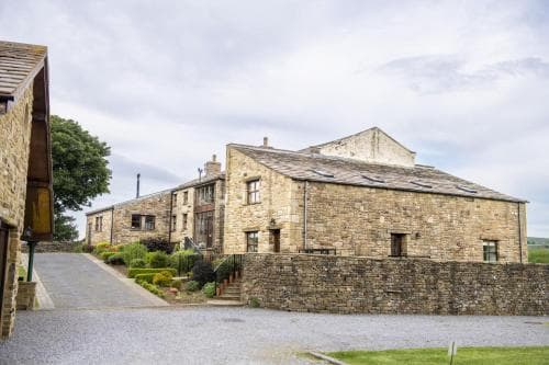 Hill Top Farm Image 4