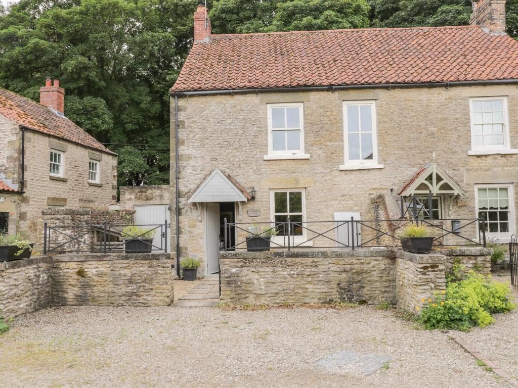 Snowdrop Cottage, Wetherby Image 2