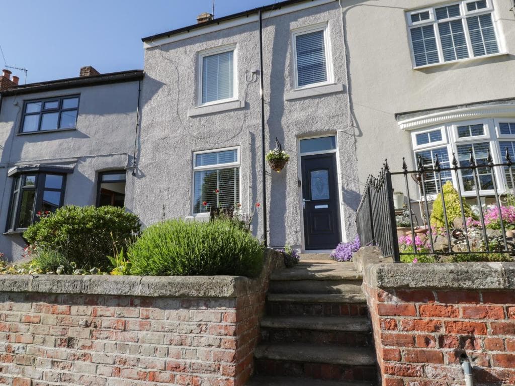 Lavender Cottage Image 1