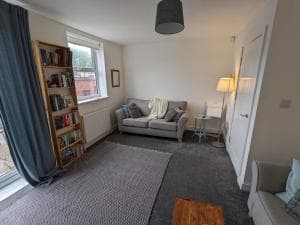 Beautiful and Spacious 4 Bedroom Home Armley Leeds Image 2