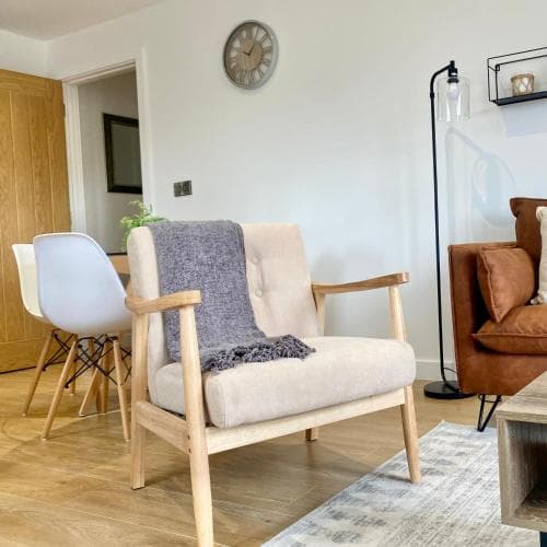 Modern 2 Bed Apartment/Free Parking/Near City/Self-Check In Image 3