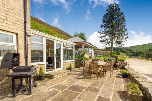 Long Ing Farm, Holmfirth Image 3