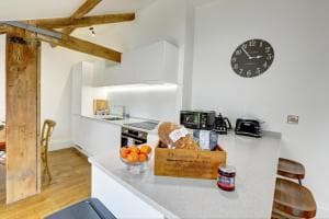 Loft 11 - Unique Apartment with Stunning Views Image 2