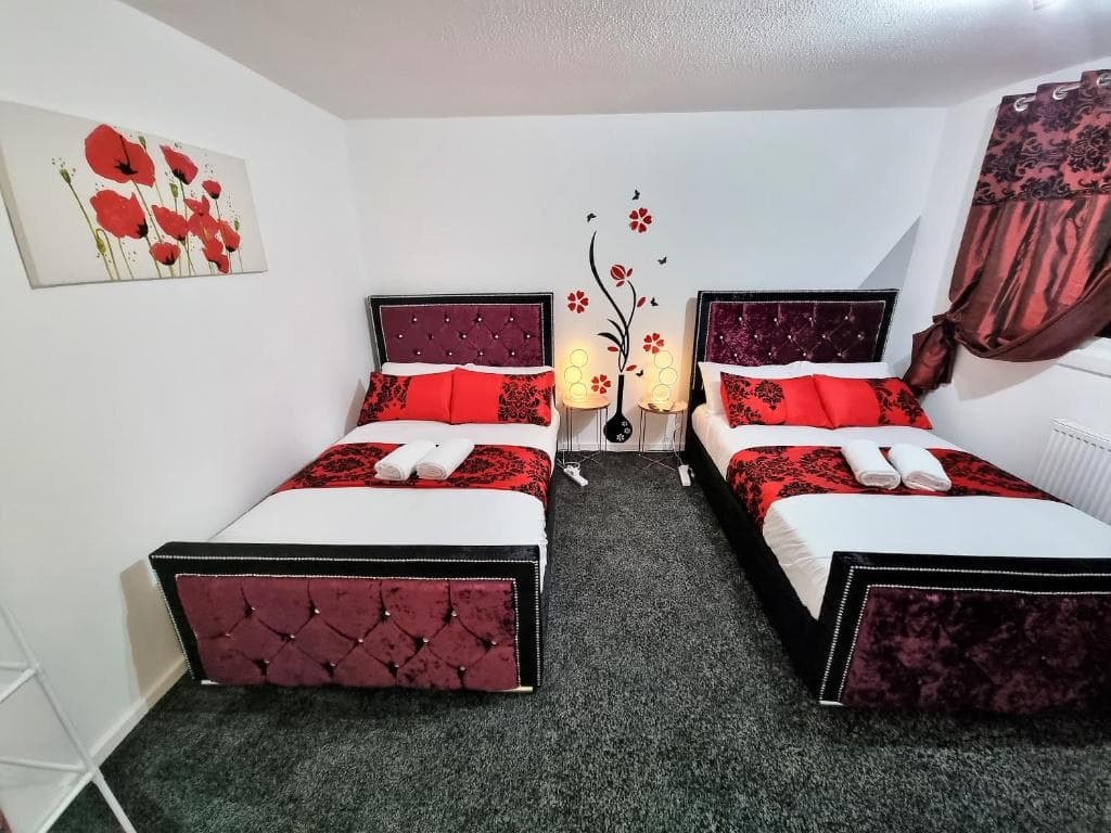 *10OR* Setup for your most relaxed & amazing stay + Free Parking + Free Fast WiFi * Image 1
