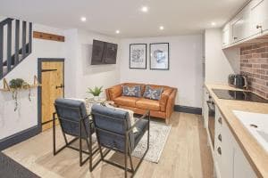 Host & Stay - Grumbles Cottage Image 8