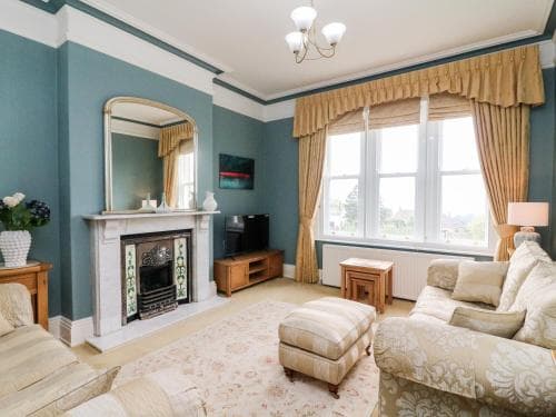 Heanor House Image 3