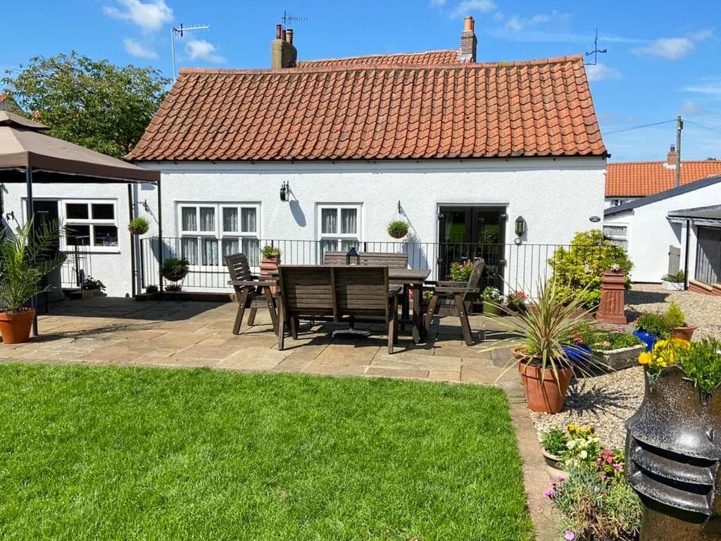 The Old House Cottage Image 1