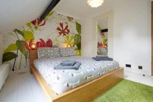 Central Harrogate Townhouse - HIC Bottom of road! Image 2