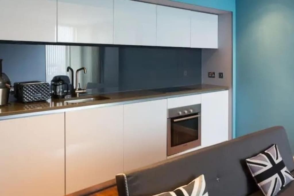 Luxury 2 Bed Apartment - Sheffield City Centre Image 1