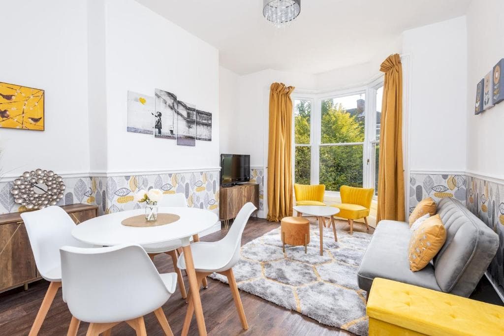 Pass the Keys Ground Floor Nunnery Renovated 1BR Flat with Lovely Garden Image 1