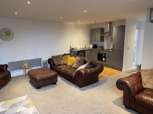 2 Bedroom Luxury Penthouse Apartment Image 3