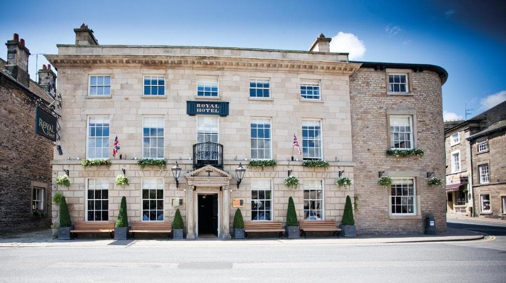 The Royal Hotel Image 2