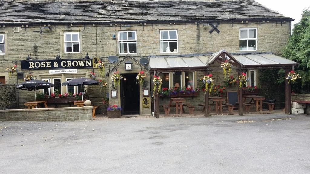 The Rose and Crown Image 3