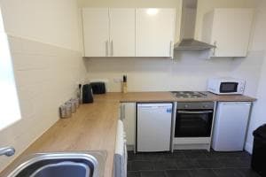 55A Derbyshire Lane Image 3