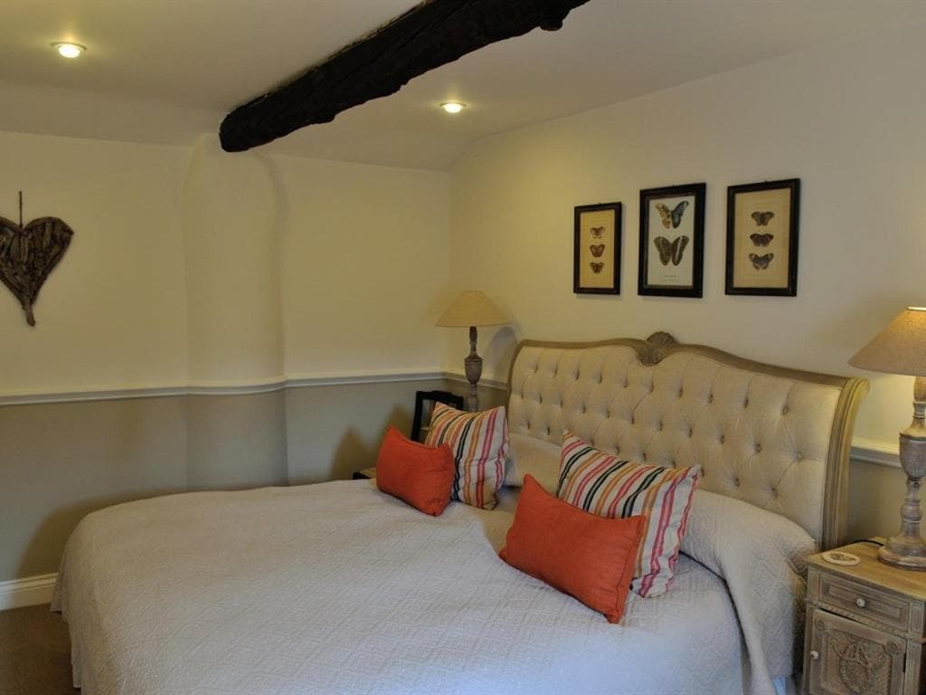 The Castle Arms Inn Image 4