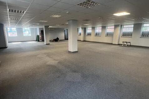 Office to rent Image 3