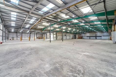 Light Industrial to rent Image 4