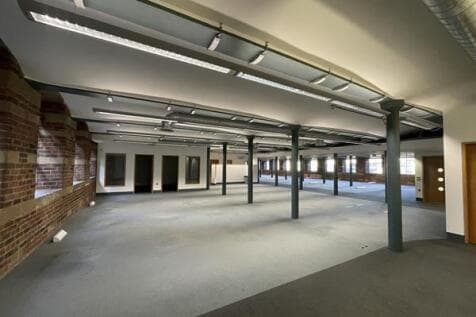Office to rent Image 5