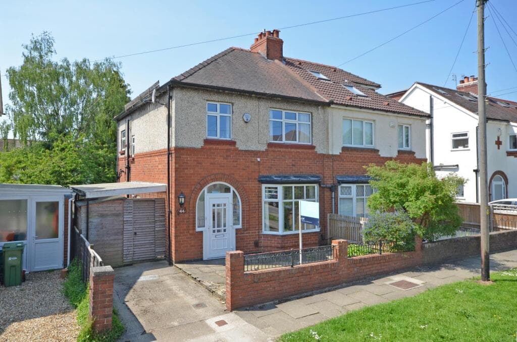 3 Bedroom Semi-Detached House For Rent In Westminster Road, York, Yo30 in york