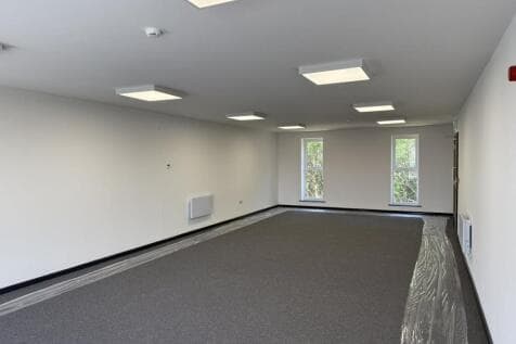 Distribution Warehouse to rent Image 6