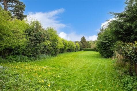 6 bed Plot for sale Image 2