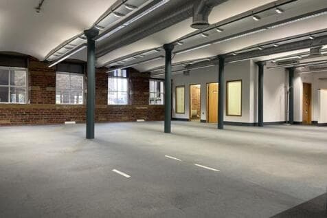 Office to rent Image 3