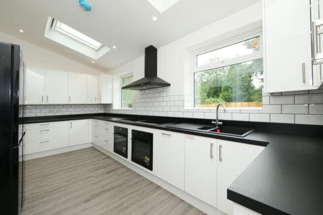 6 bed Semi-Detached to rent in york