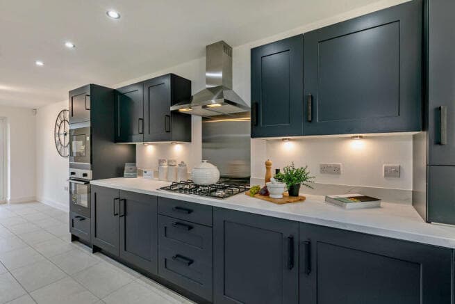 4 bed Link Detached House for sale Image 4