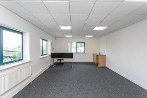 Office to rent Image 6