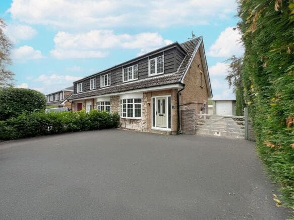 3 bed Semi-Detached to rent in huddersfield