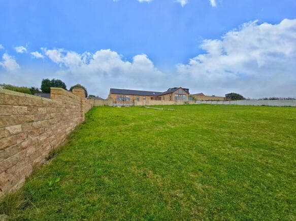3 bed Detached Bungalow for sale in barnsley