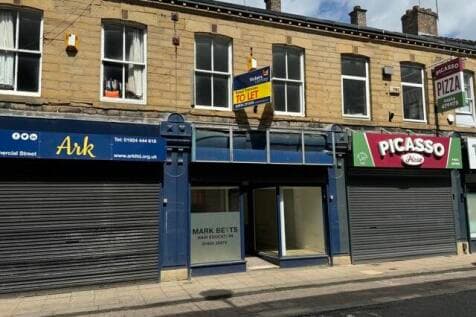Retail Property (high street) to rent in batley