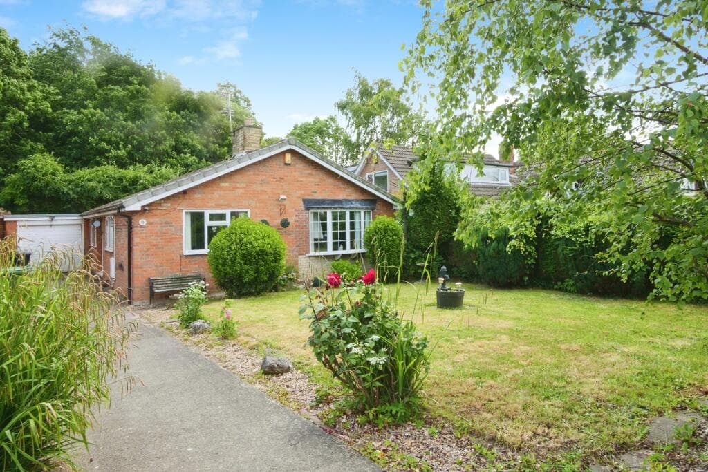 3 Bedroom Bungalow For Sale In West Bank, York, North Yorkshire, Yo24 in york