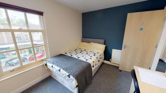 7 bed Flat to rent Image 5